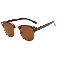 Marrom